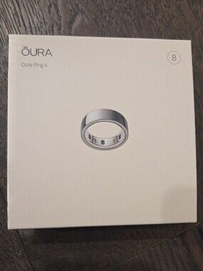 Oura Ring 4 Silver Ring Size 8 NWT With Box